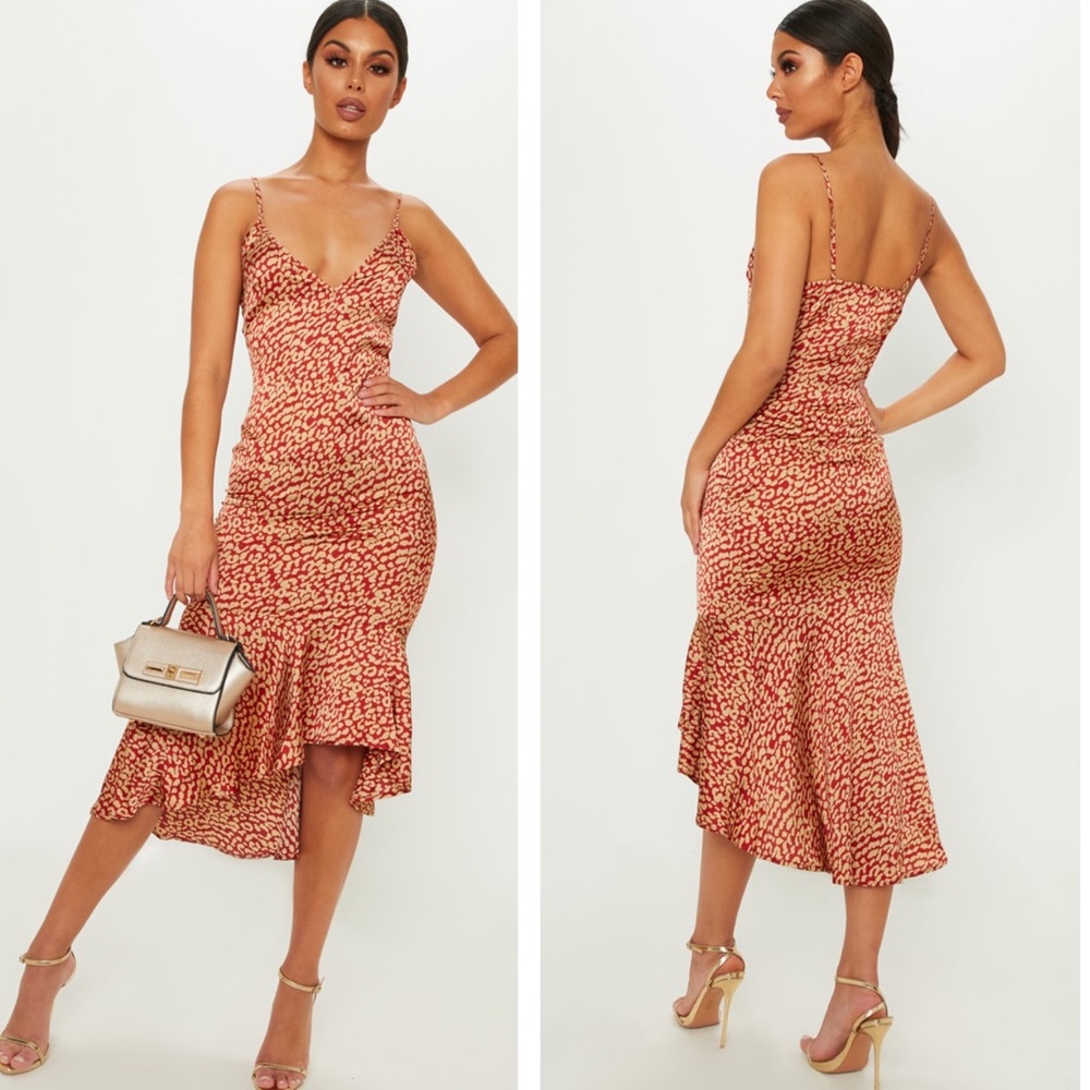 PrettyLittleThing Red and Cream Printed Midi Dress